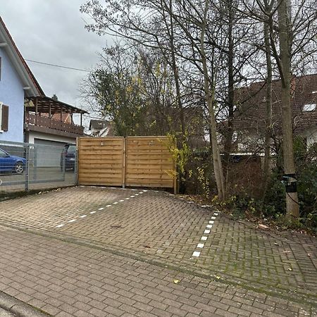 Studio-Apartment Mit Garten, Parkplatz & Kueche Offenburg Bagian luar foto